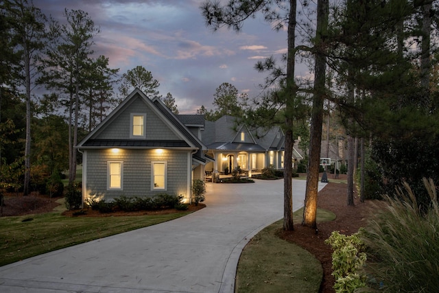 1101 Brookside, Greensboro, GA 30642 - view of front of property with a lawn and curved driveway