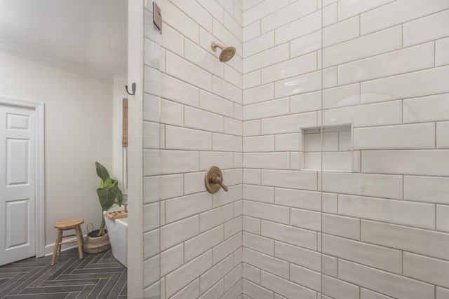 1040 Kimbrough Hill Ln, Greensboro, GA 30642 - bathroom featuring tiled shower and ornamental molding