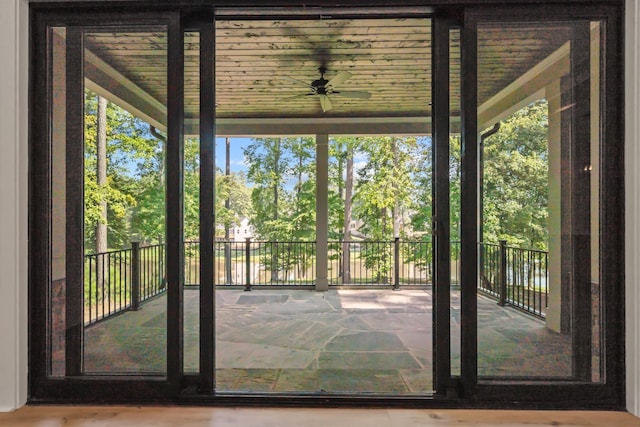 doorway to outside with a healthy amount of sunlight