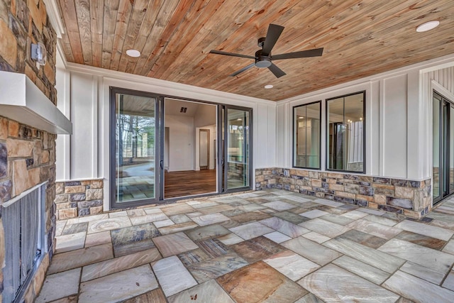 view of patio with ceiling fan