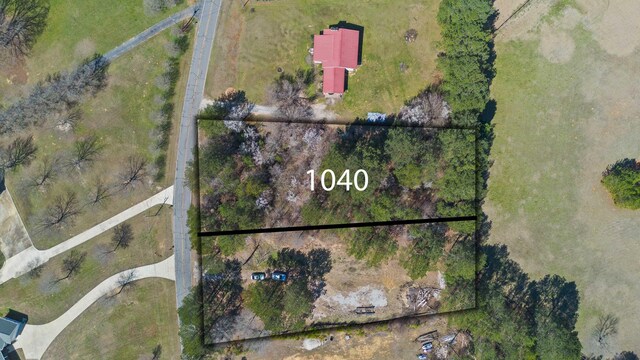 1040 Twin Rivers Rd, Greensboro, GA 30642