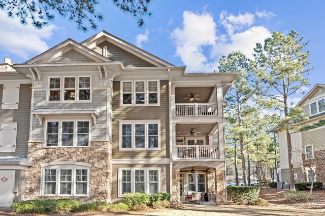 1030E Creekside, Greensboro, GA 30642 - view of front of house with ceiling fan