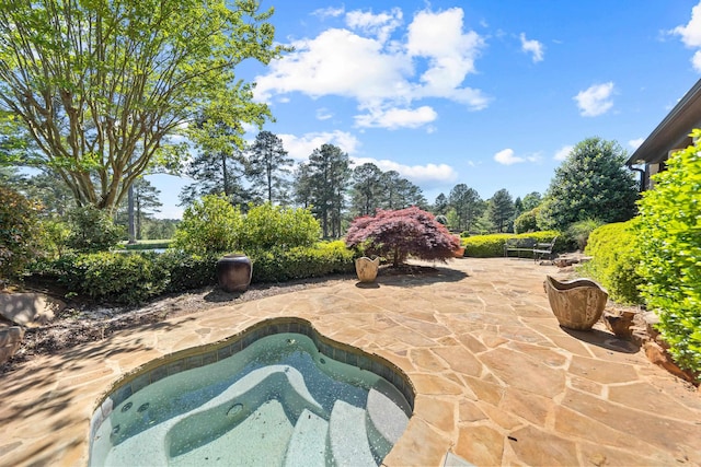 112 Arbors Ln, Eatonton, GA 31024 - view of patio / terrace