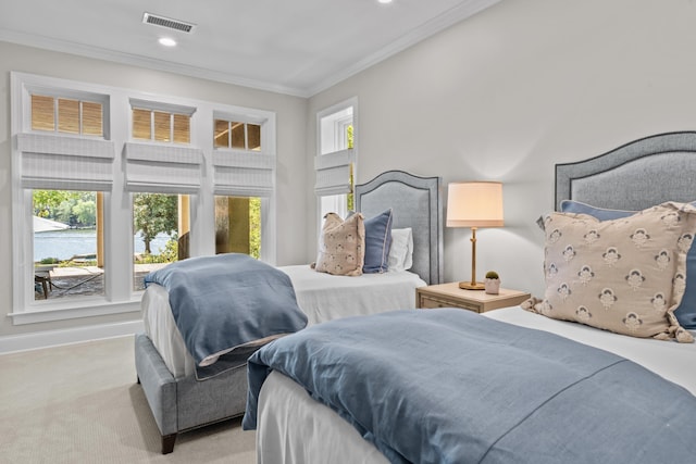 1140 Plantation Point Dr, Greensboro, GA 30642 - carpeted bedroom featuring recessed lighting, baseboards, visible vents, and ornamental molding