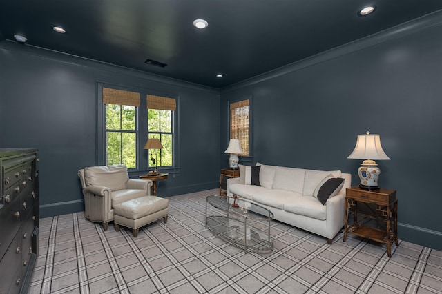 1100 Neary Rdg, Greensboro, GA 30642 - living area featuring recessed lighting, carpet, crown molding, and baseboards