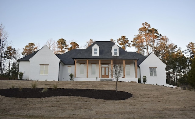 view of front facade with a porch