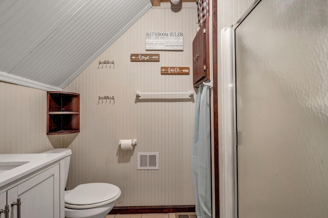 160 Rockville Springs Dr, Eatonton, GA 31024 - full bath with visible vents, lofted ceiling, toilet, vanity, and a shower stall
