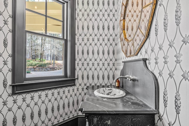 bathroom with vanity