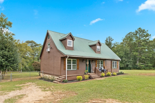 view of front of house featuring a front yard