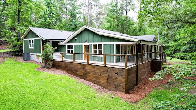 291 Power Point Rd, Milledgeville, GA 31061 - view of front of property with a front yard