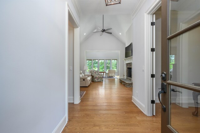 1020 Fairway Ridge Cir, Greensboro, GA 30642 - corridor featuring light wood-style floors, lofted ceiling, baseboards, and recessed lighting