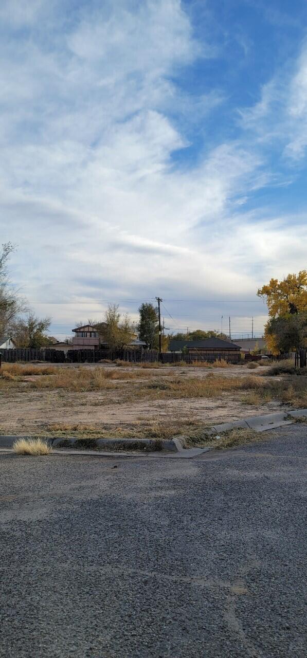 207 Arizona, Belen NM, 87002 land for sale