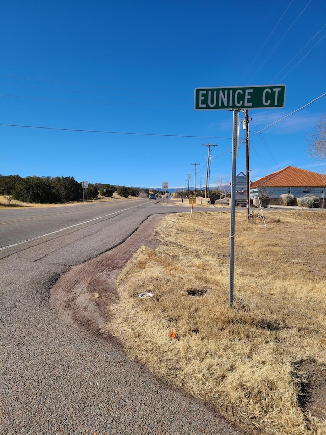 Listing photo 3 for 4 Eunice Ct, Edgewood NM 87015