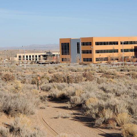 2114 Metro Ave NE, Rio Rancho, NM 87144