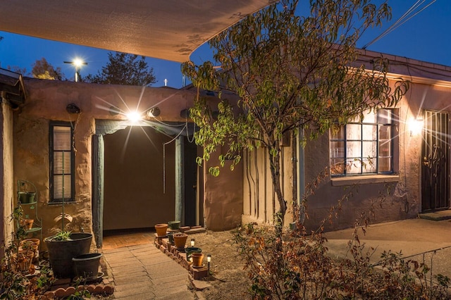 view of front of house featuring a patio area