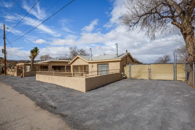 3102 Rosendo Garcia Rd SW, Albuquerque, NM 87105 - photo 6