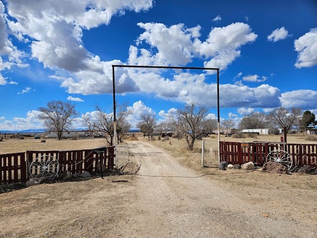 Listing photo 3 for 1796 State Highway 41, Mcintosh NM 87032