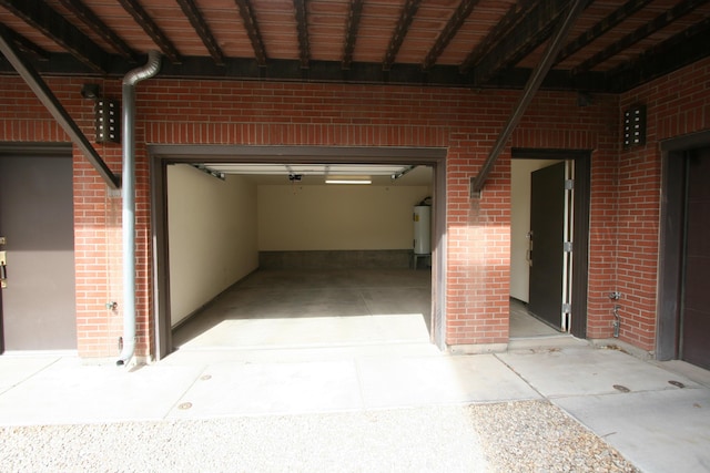 324 Broadway Blvd NE, Albuquerque, NM 87102 - garage featuring water heater