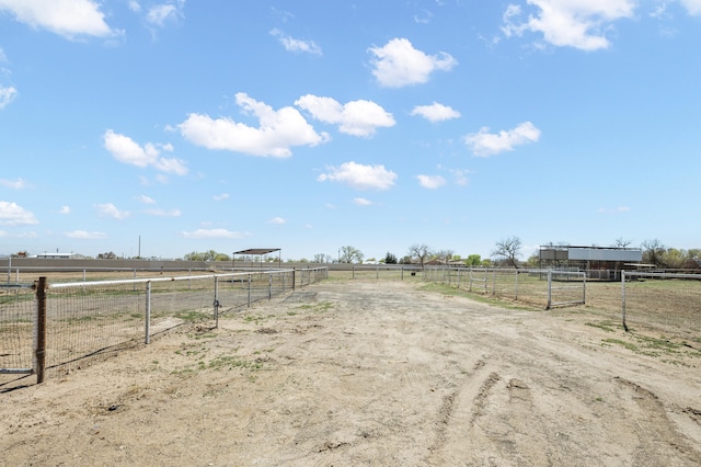 view of yard featuring a rural view