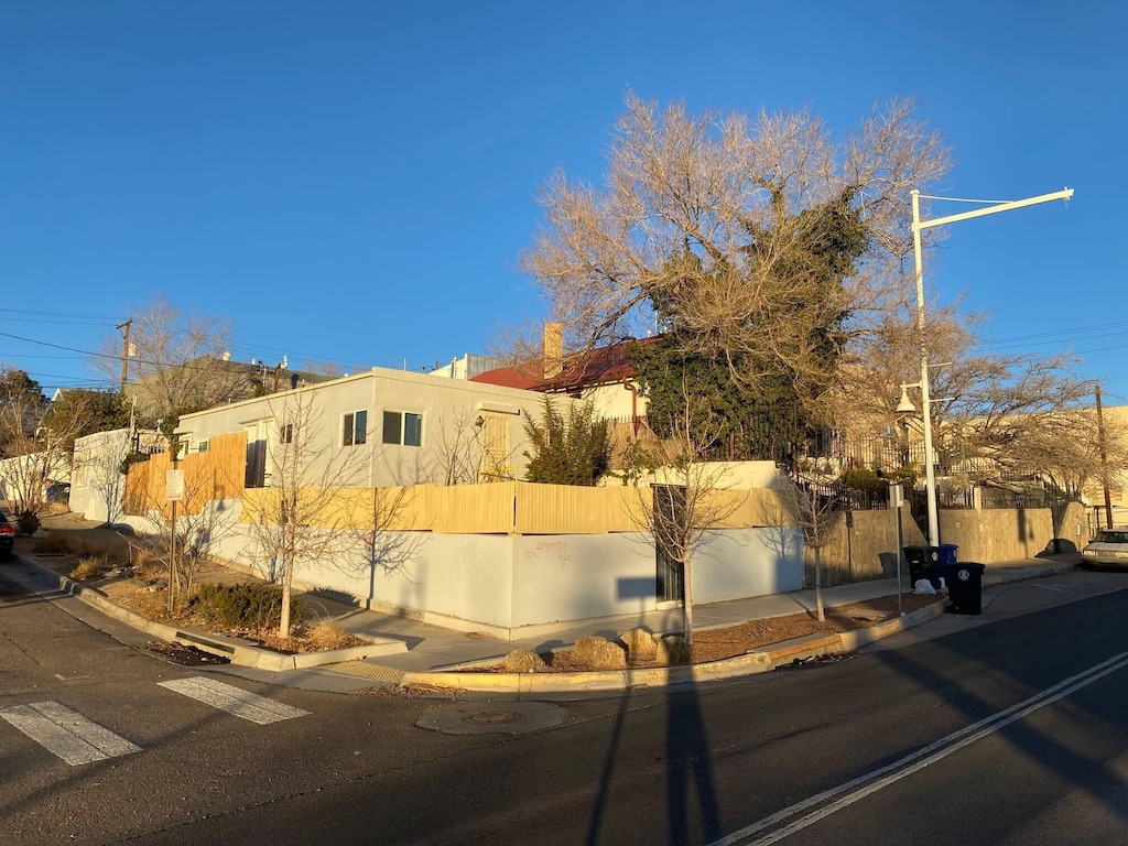 1501 Central Ave NE, Albuquerque, NM 87106 - view of street