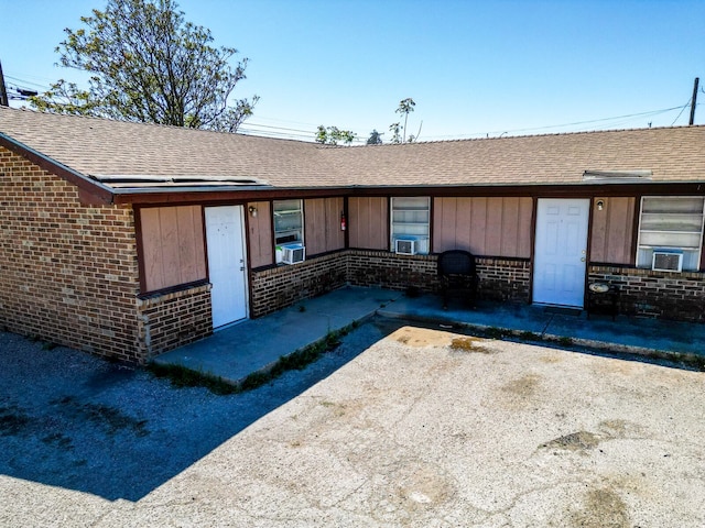 single story home with a patio