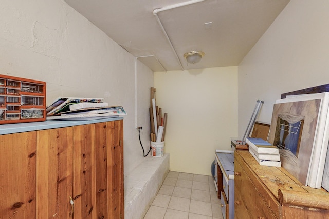 kitchen featuring light tile patterned flooring