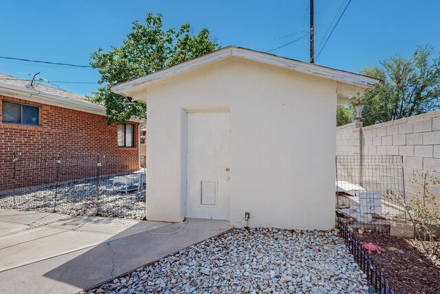 view of outbuilding