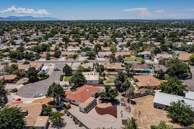 bird's eye view featuring a mountain view