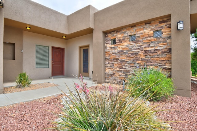 view of entrance to property