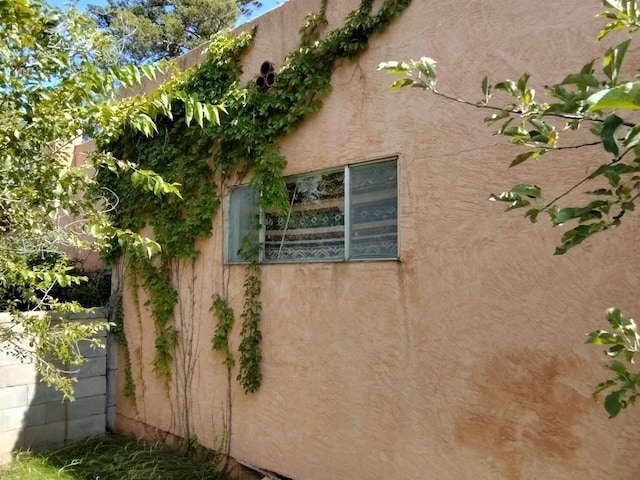 view of home's exterior