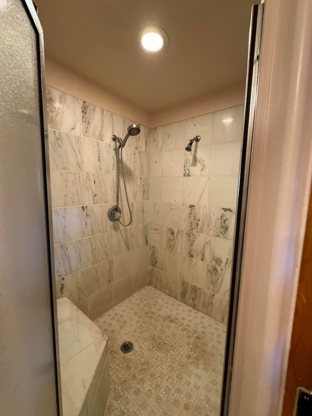 57 Edmundo Rd, Belen, NM 87002 - bathroom with an enclosed shower