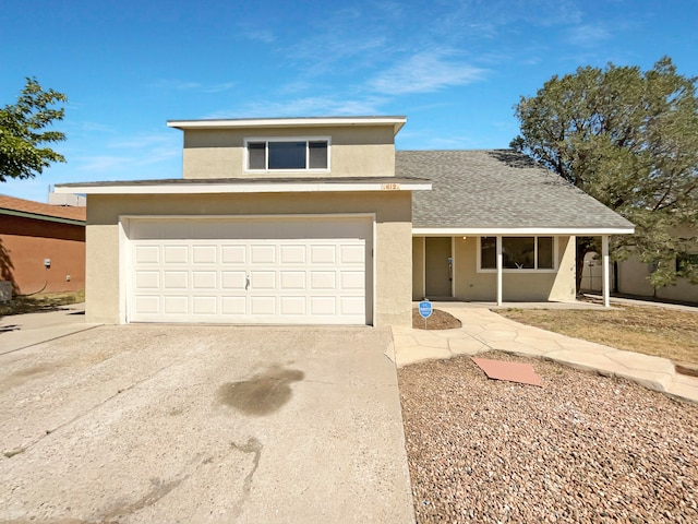 view of front facade featuring a garage