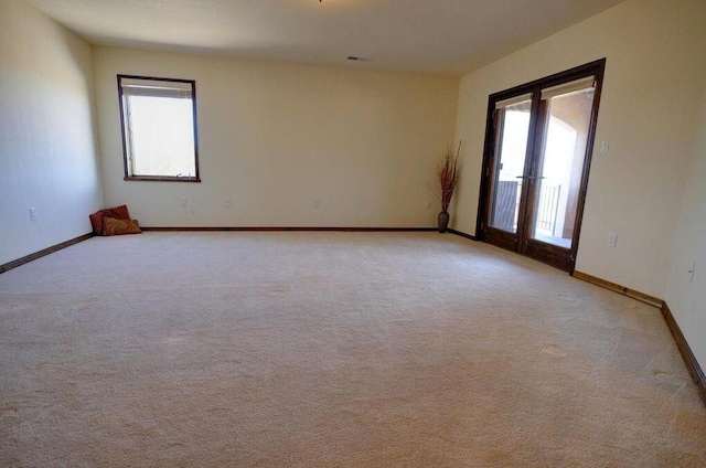 view of carpeted spare room