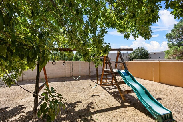 1220 Mesa Ridge Dr SW, Los Lunas, NM 87031 - view of jungle gym