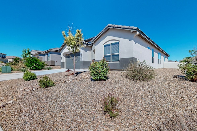 view of front of home featuring a garage