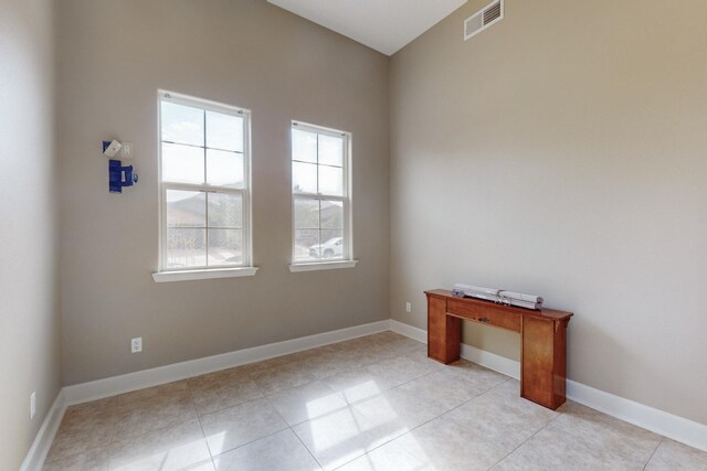 370 Zuni River Cir SW, Los Lunas, NM 87031 - unfurnished office with baseboards and light tile patterned flooring