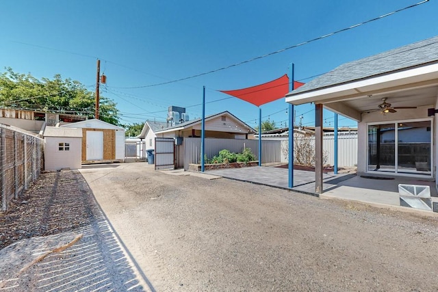 1139 Forrester Ave NW, Albuquerque, NM 87104 - exterior space with driveway