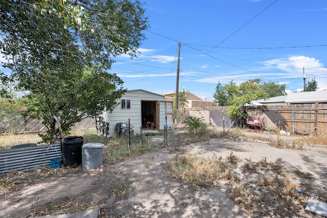 exterior space featuring a storage shed