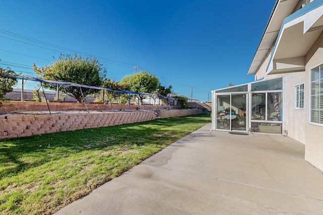 view of yard with a patio