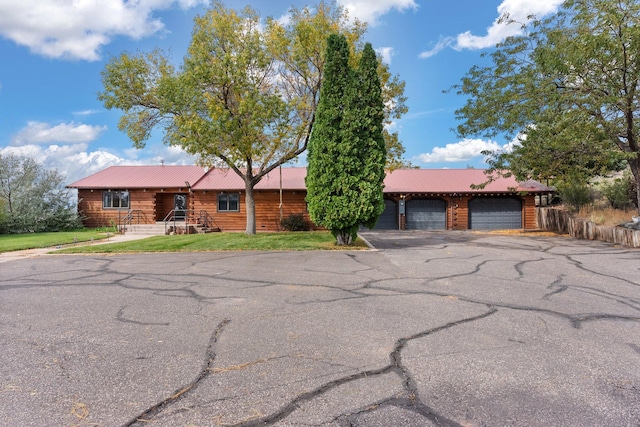 view of front of home featuring a garage