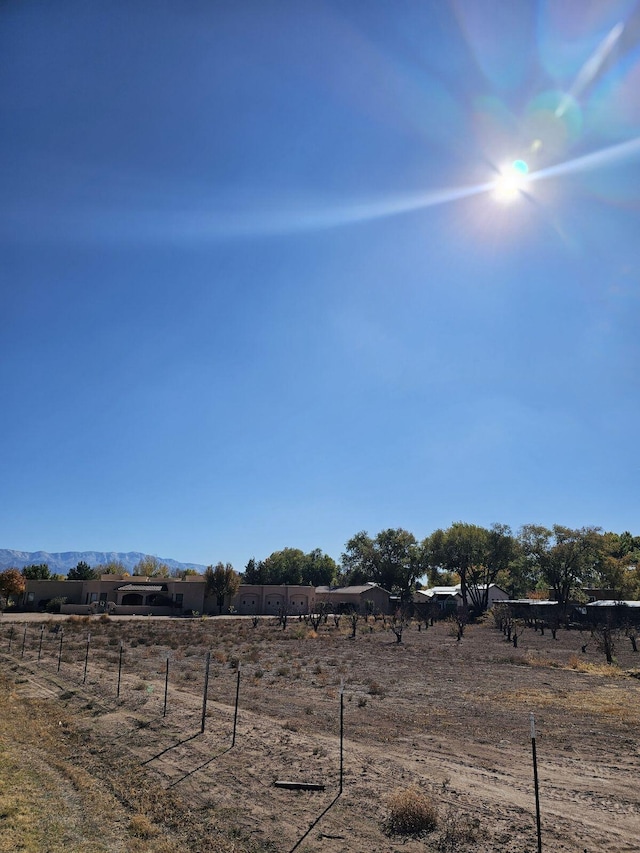 Listing photo 3 for 7 E Alary Ln, Corrales NM 87048