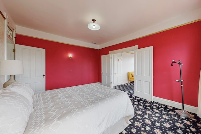 view of carpeted bedroom