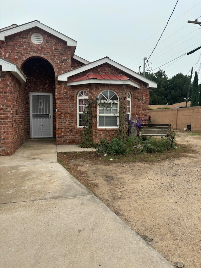 view of front of home