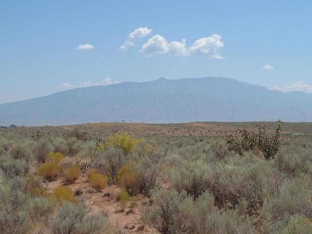 Listing photo 2 for 3801 Mint Rd NE, Rio Rancho NM 87144