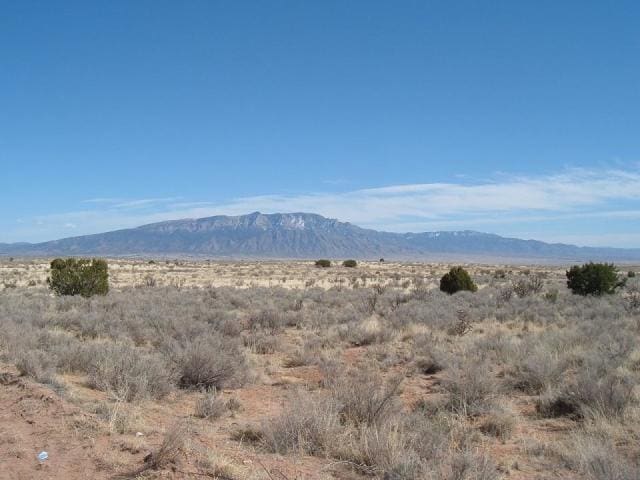 Listing photo 2 for 6214 Greystone Loop NE, Rio Rancho NM 87144