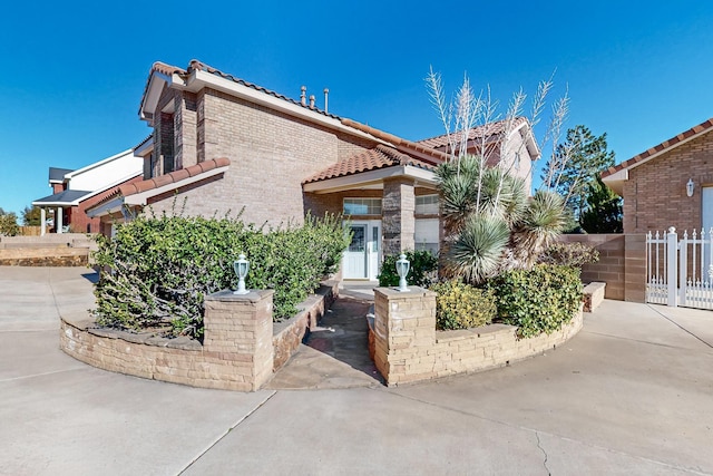 view of mediterranean / spanish-style home