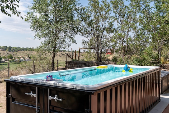 view of swimming pool