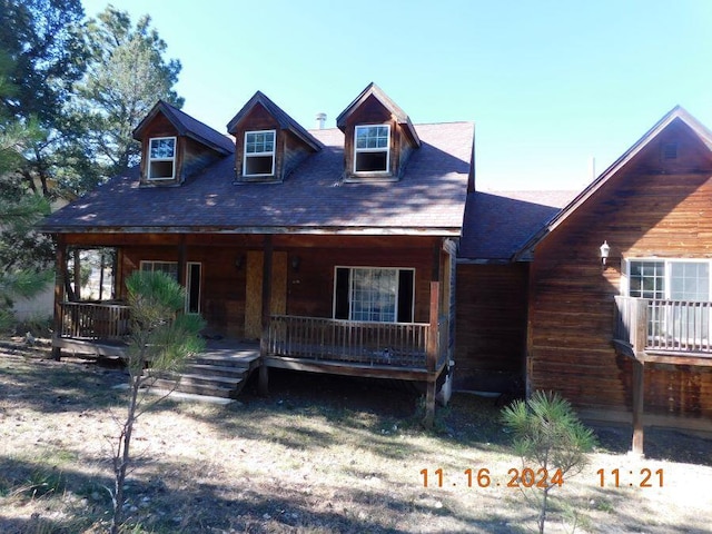 view of front of house with a porch