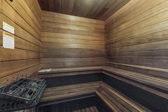 view of sauna / steam room