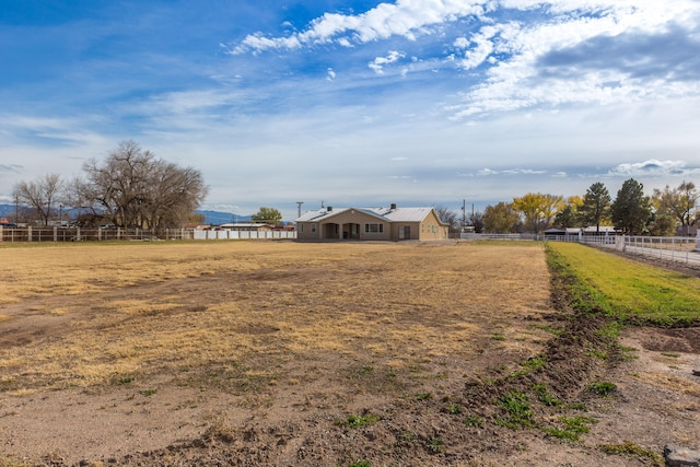 view of yard featuring a rural view